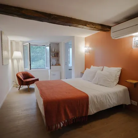 Bed & Breakfast Perbos 1556 *